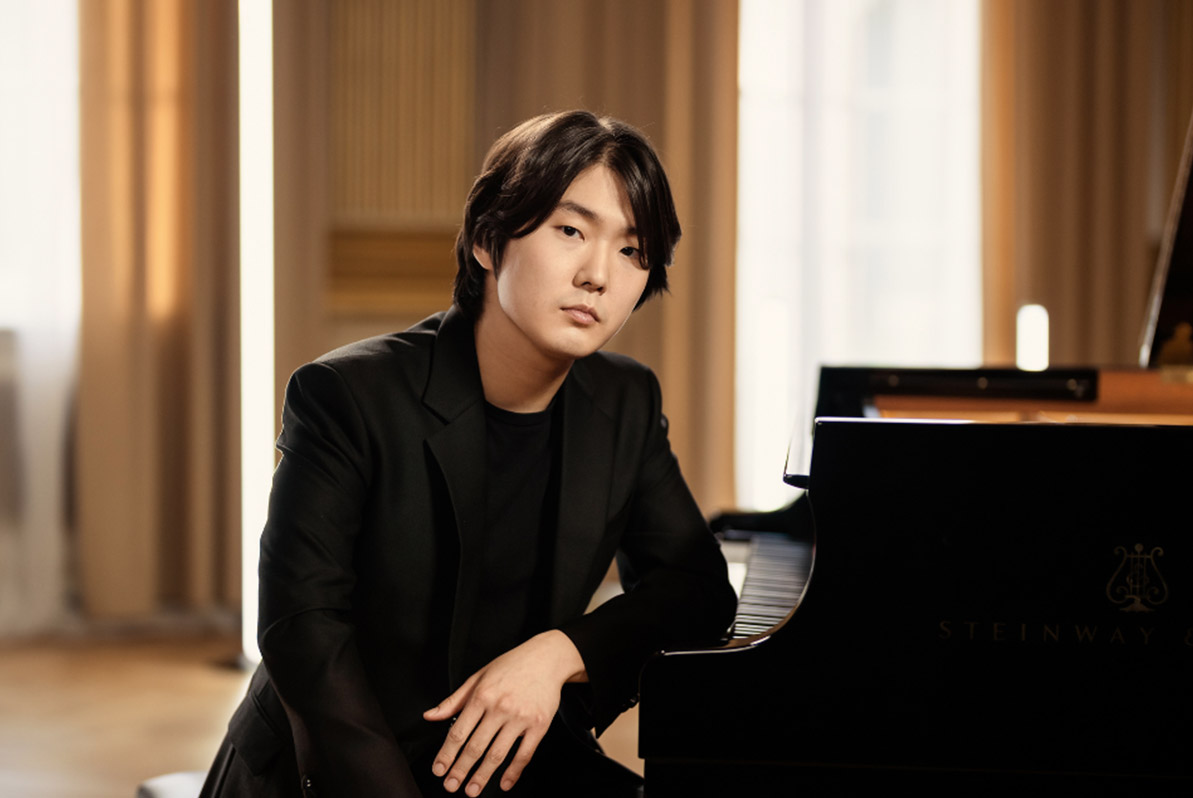 SEONG-JIN CHO